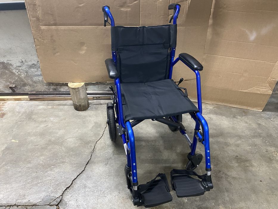 Vermeiren - modelo Bobby - Cadeira de rodas