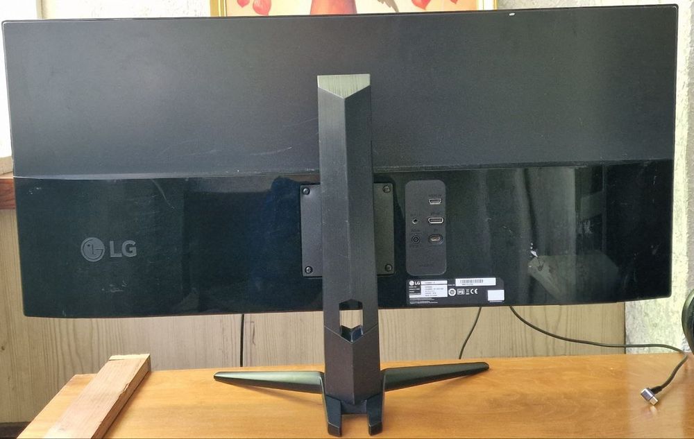 монитор LG 34um69G