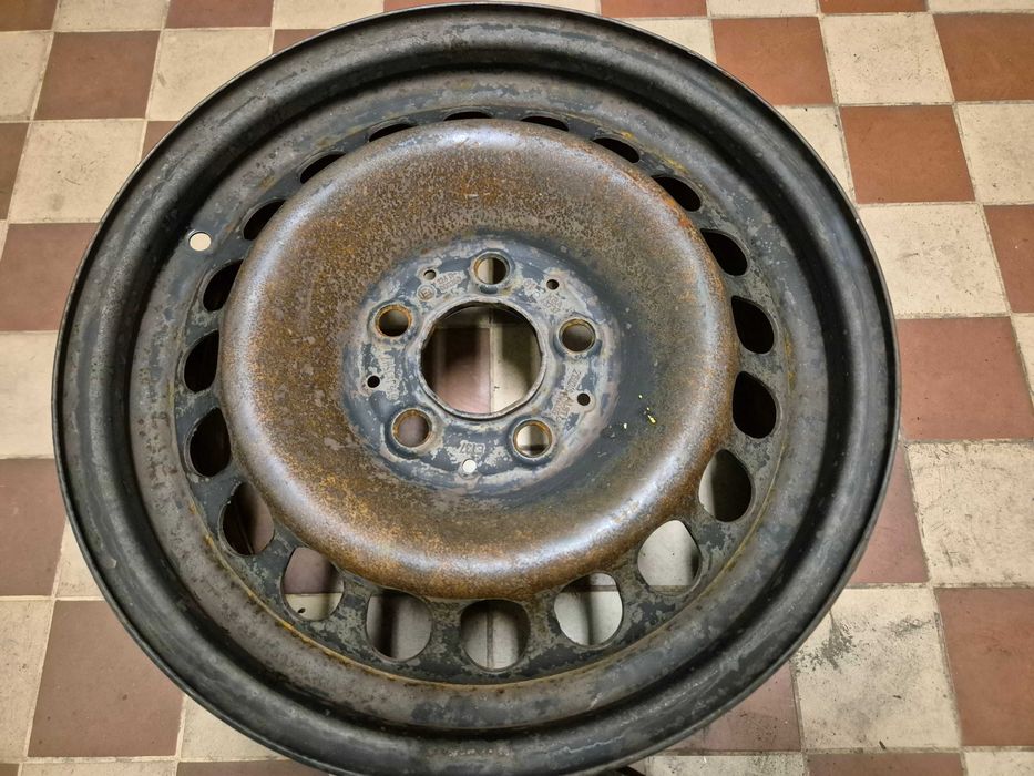 FELGA FELGI r15 (S(S120/24)008 MERCEDES C E 5x112 6,5x15 ET37 1szt