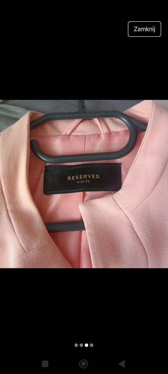 Elegancki żakiet damski Reserved morelowy