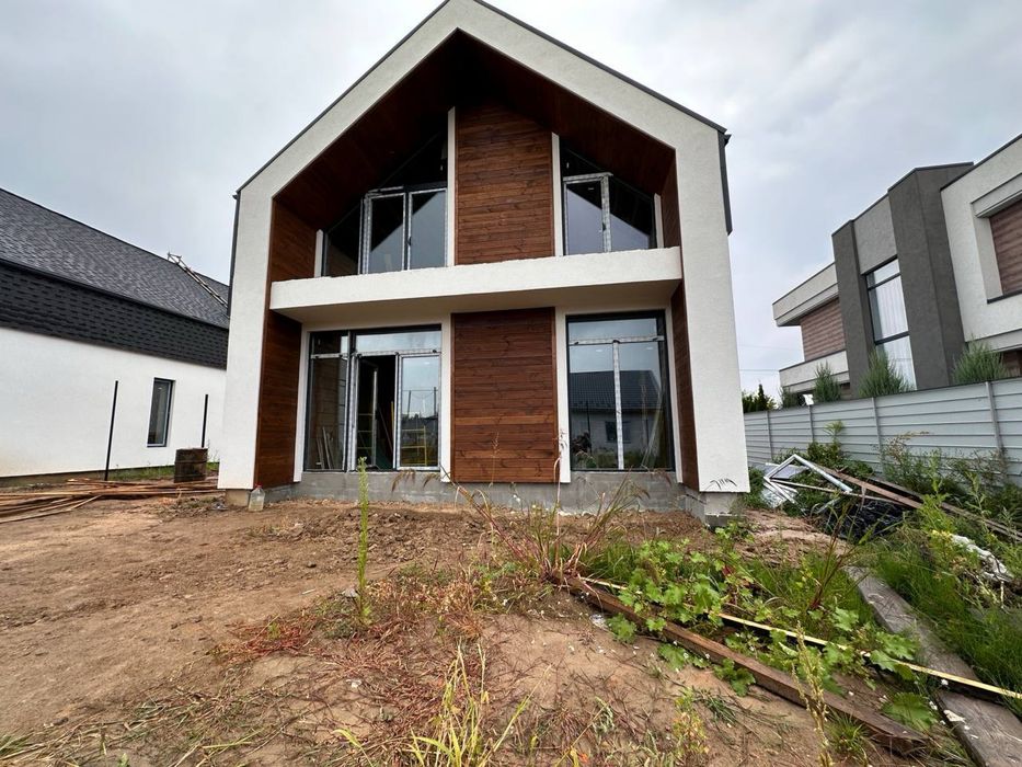 Лісова Буча — сучасний будинок у скандинавському стилі