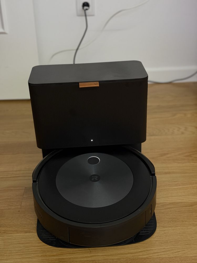 Aspirador irobot roomba j7+