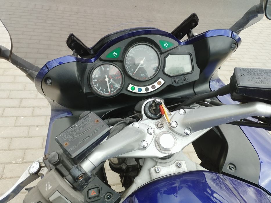 Yamaha fjr 1300 rok 2003 doinwestowana możliwa zamiana