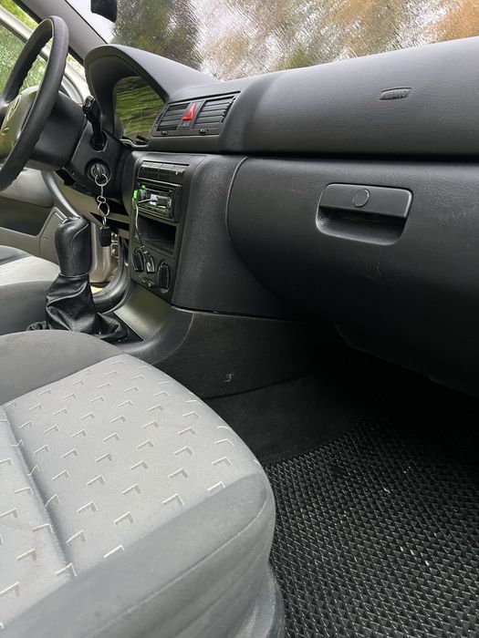 Skoda Octavia Tour, 1.6 mpi, 2008, гбо4