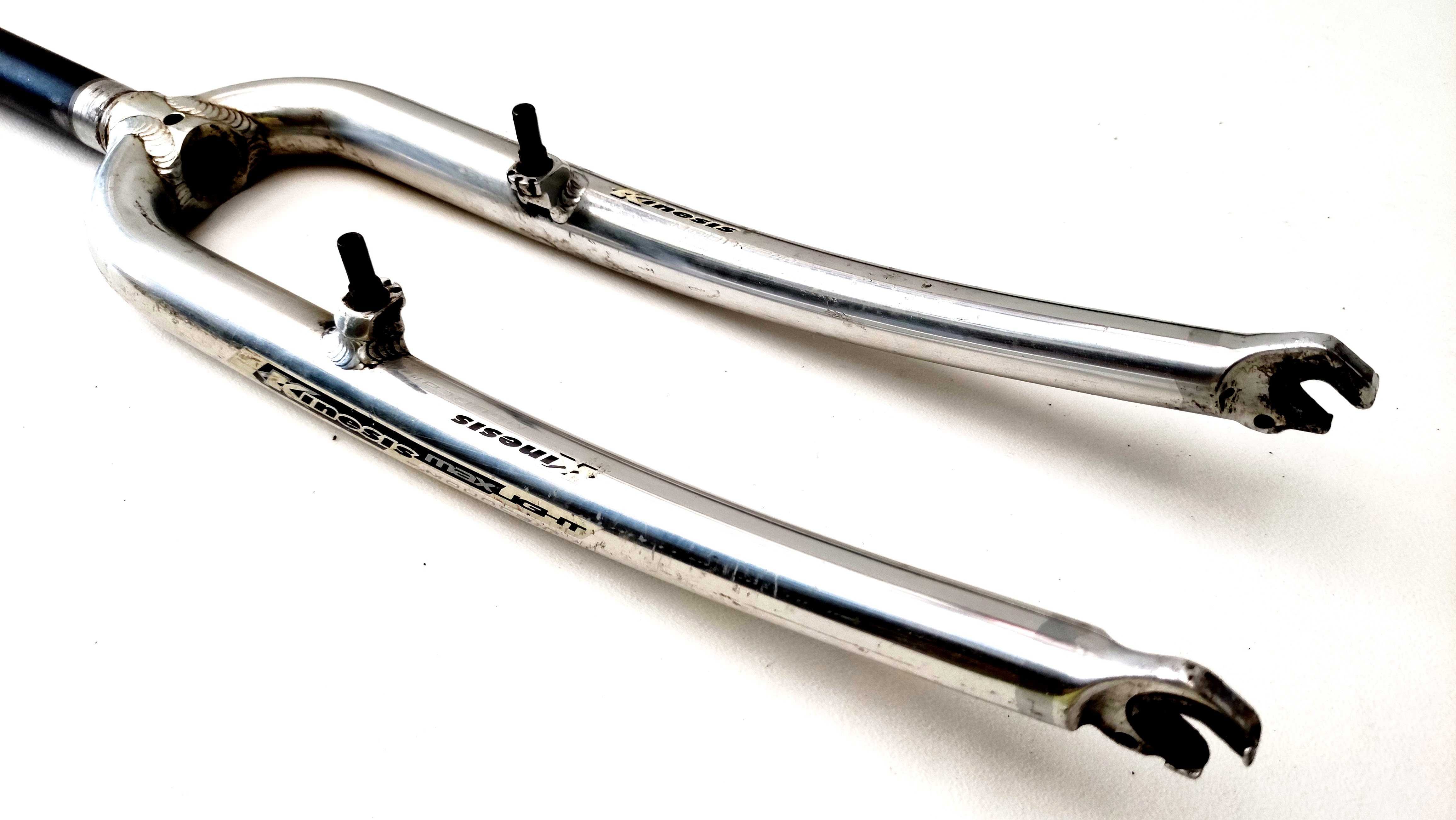 Lekki Widelec rowerowy KINESIS Alu 26'' 1 i 1/8'' 730 gr MTB nr 267