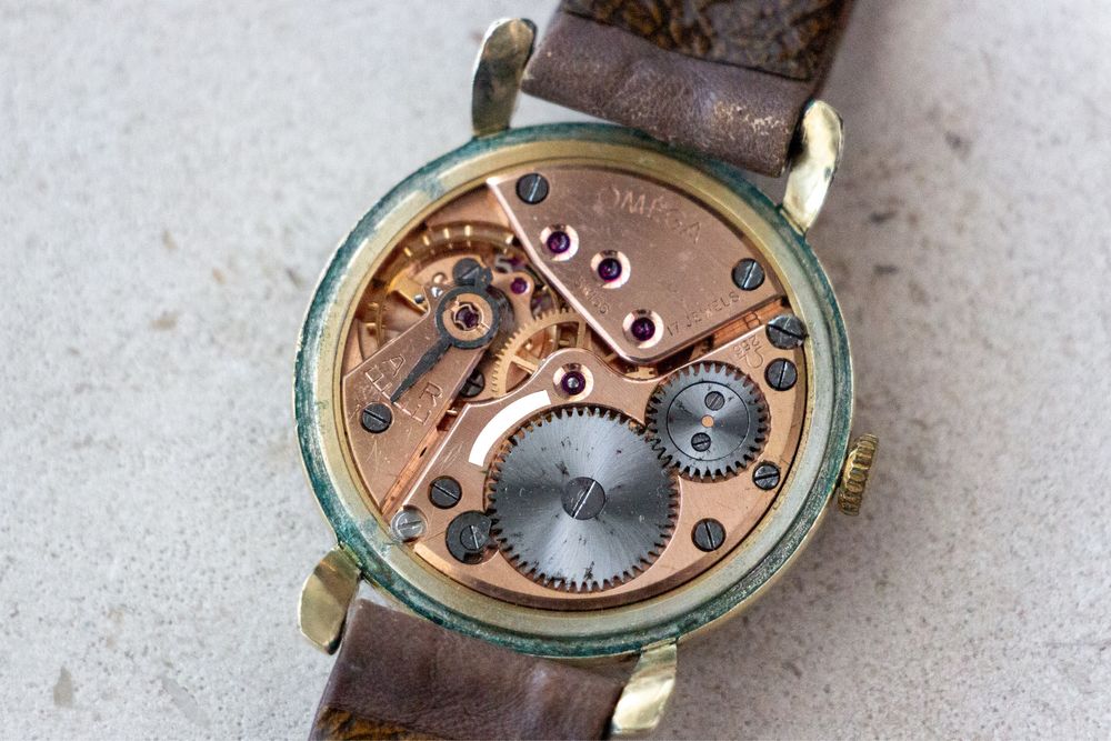 Omega CK 2705-1 - Honeycomb com asas em gota