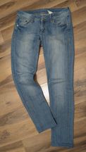 Jasne damskie jeansy