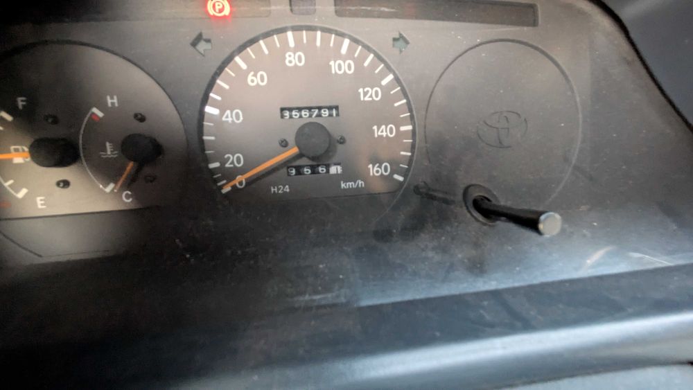 Toyota Hiace 6 lugarres mista