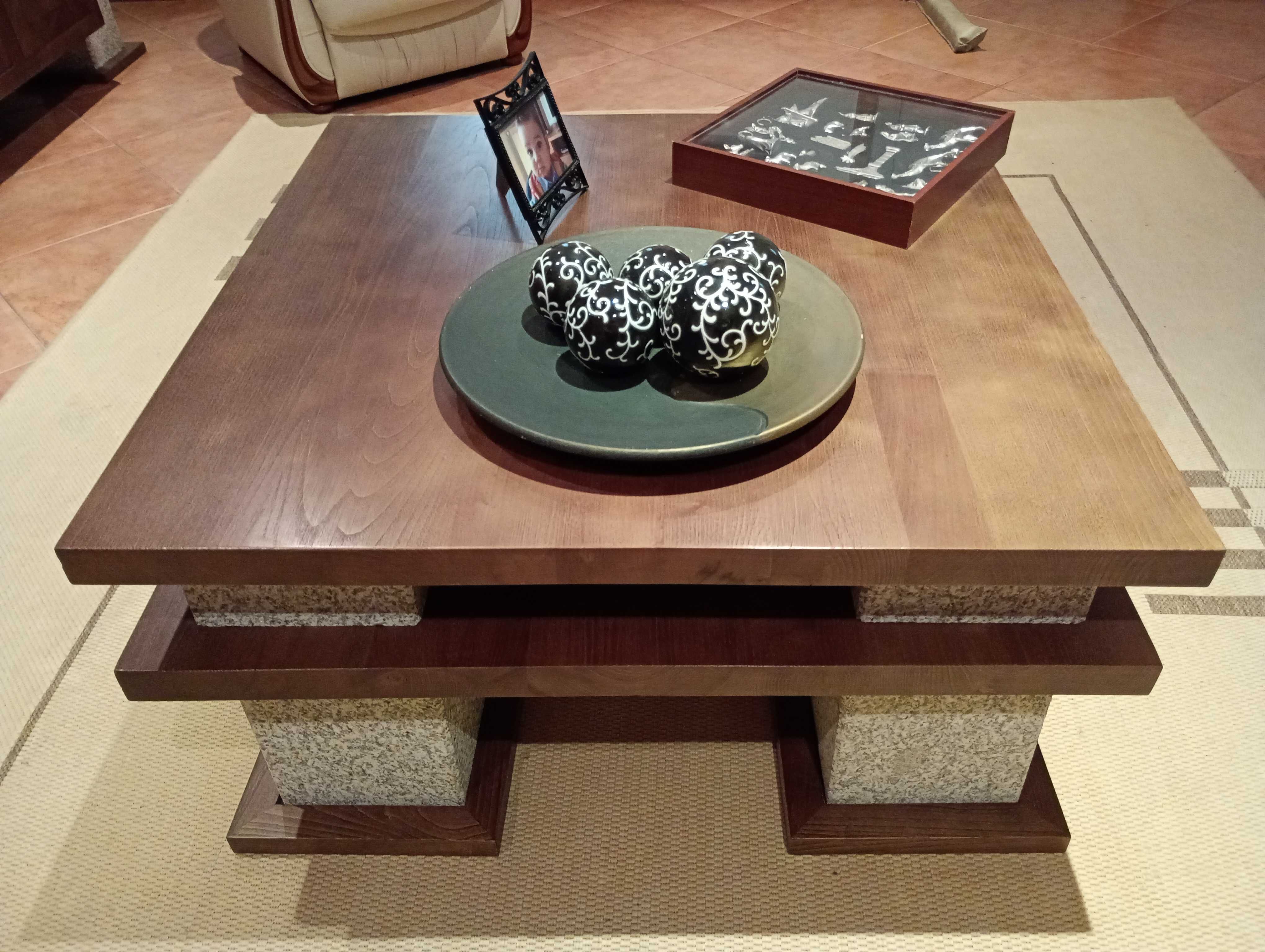 Móveis de sala em granito e castanho - como novos