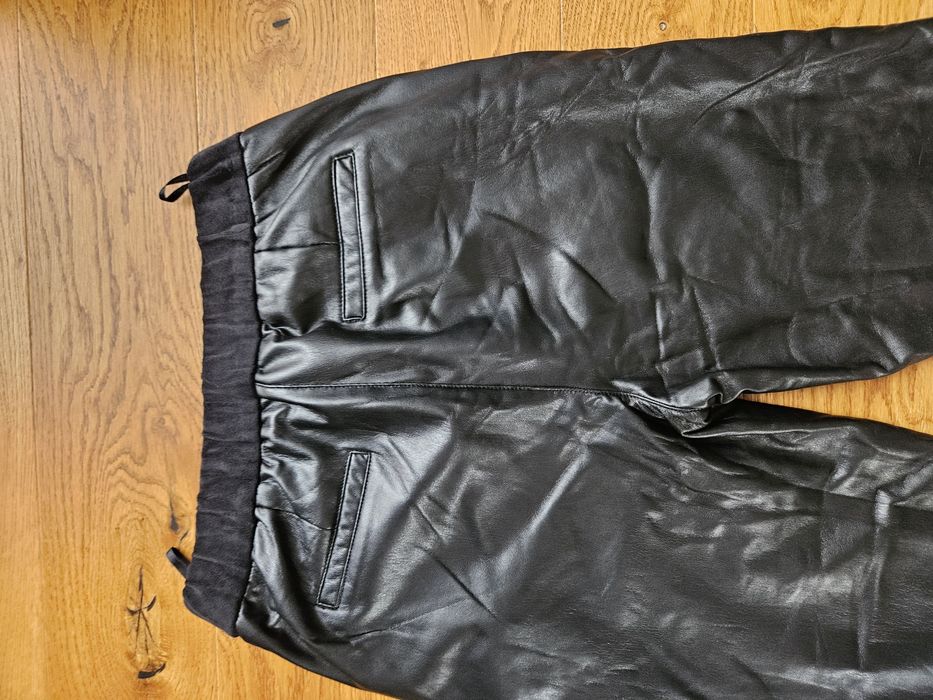 Ocieplana z Eco skóry spodnie esperanto