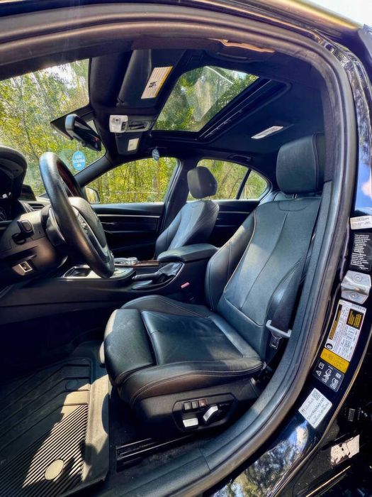 BMW 3 Series 330i xDrive      2017