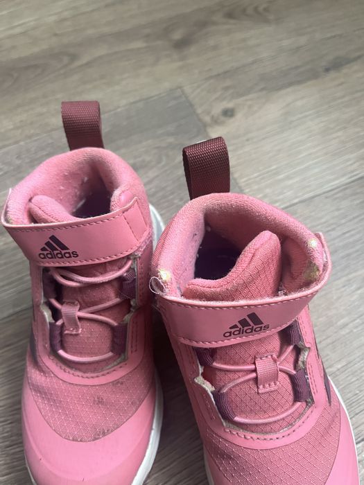 Продам зимові ботинки Adidas
