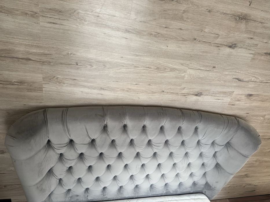 Продам ліжко двоспальне з матрацом