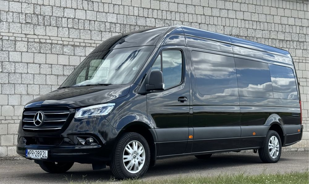 VIP service transfery przewóz osób mercedes VAN do 9 osób sprinter V-k