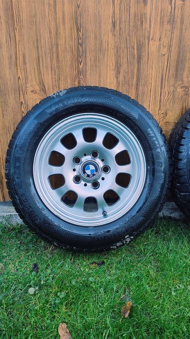Felgi z oponami zimowymi BMW E46