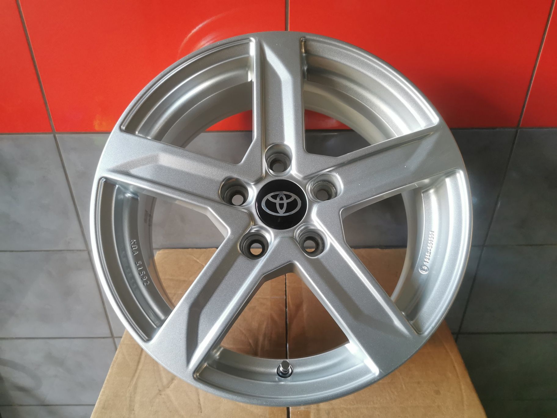 Felgi 16" 5x114,3 Toyota Yaris Kia Suzuki