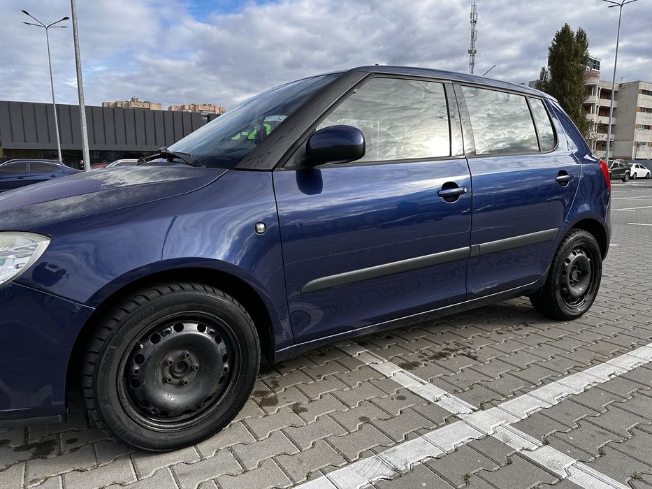 Продаю машину Skoda Fabia 1.4 дизель