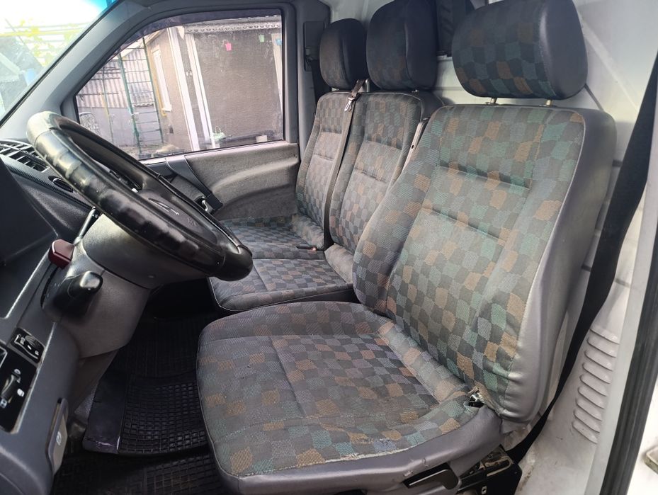Mercedes-Benz 108