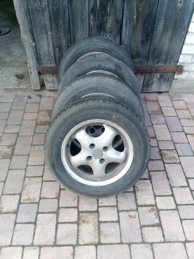 Opony 185/65 r14  z felgami