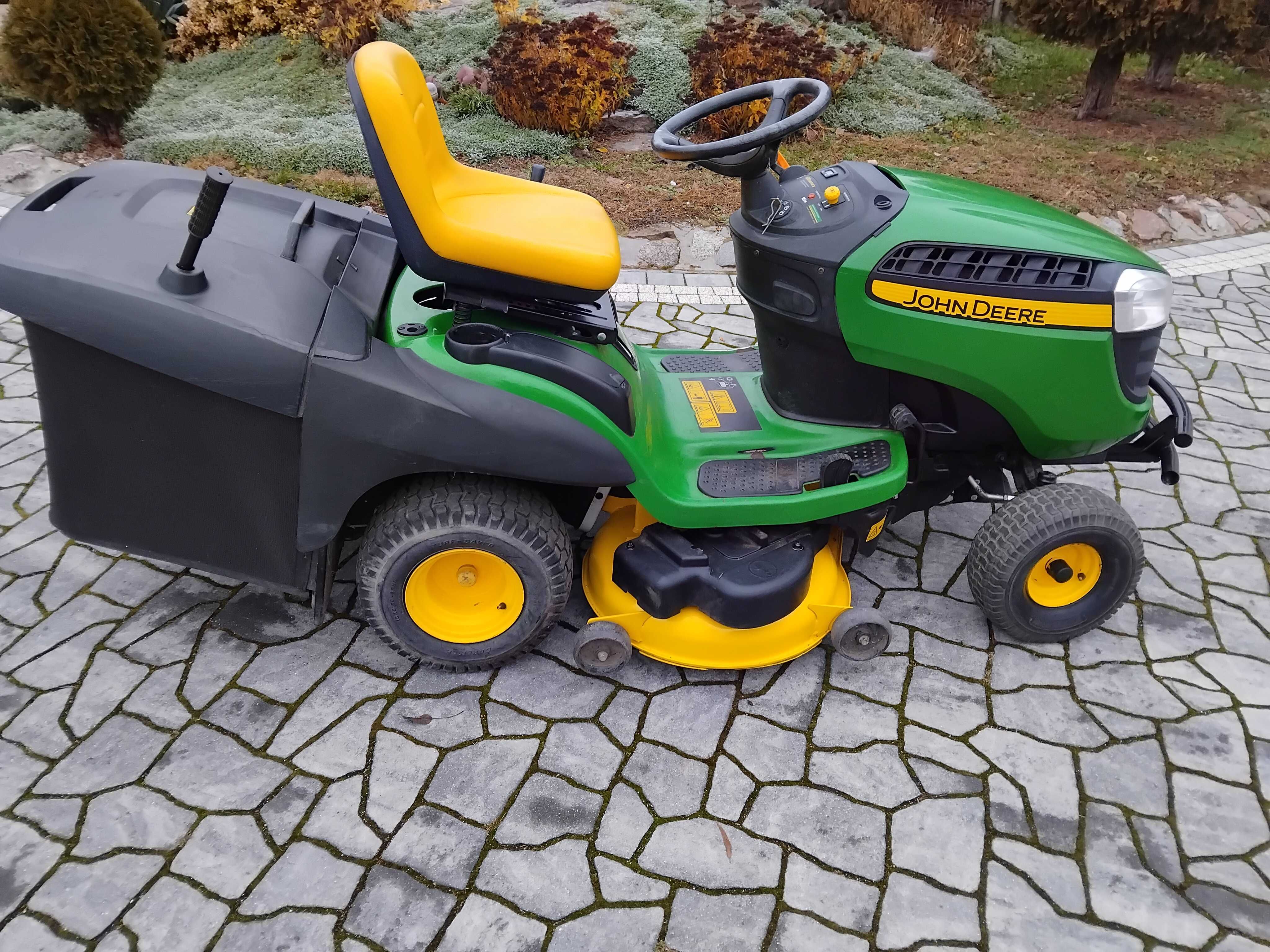 Solidny traktorek kosiarka JOHN DEERE X155R  18KM