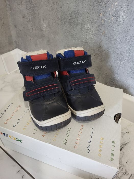 Продам черевики Geox весна/осінь