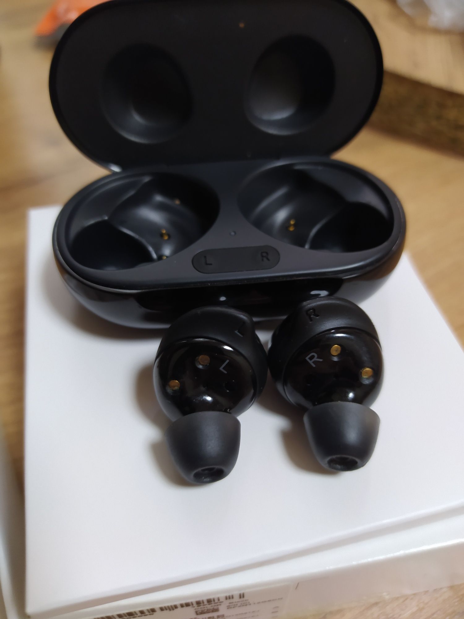 Наушники Безпроводные Samsung Galaxy Buds +