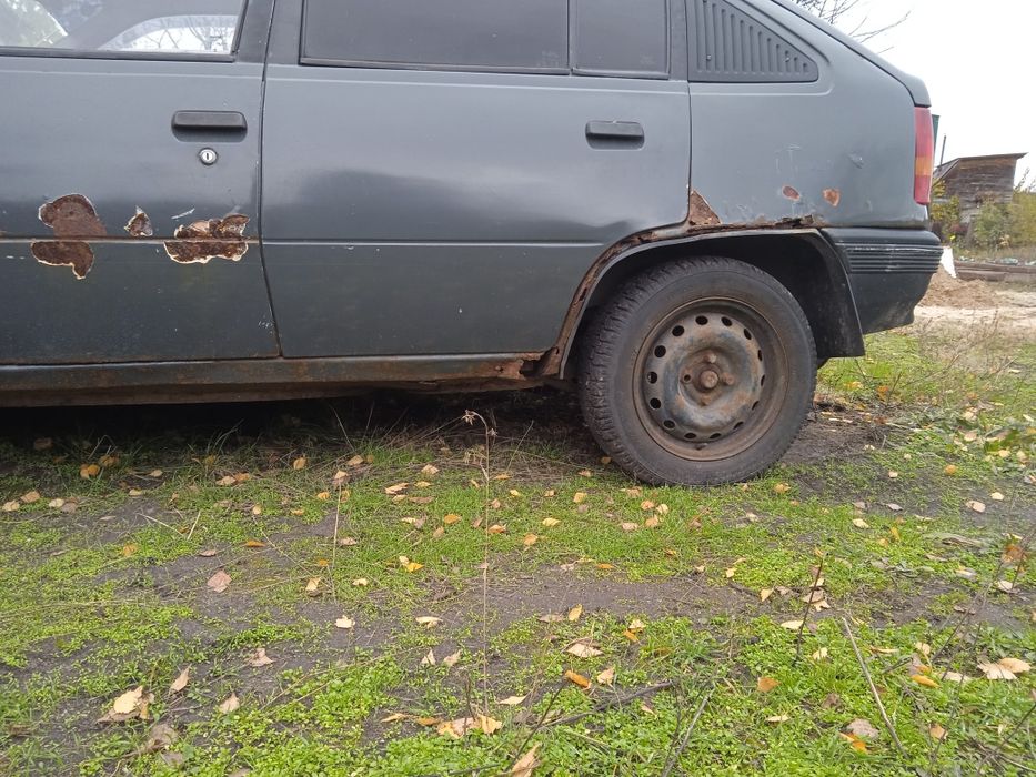 Опель Кадет Е 1.6