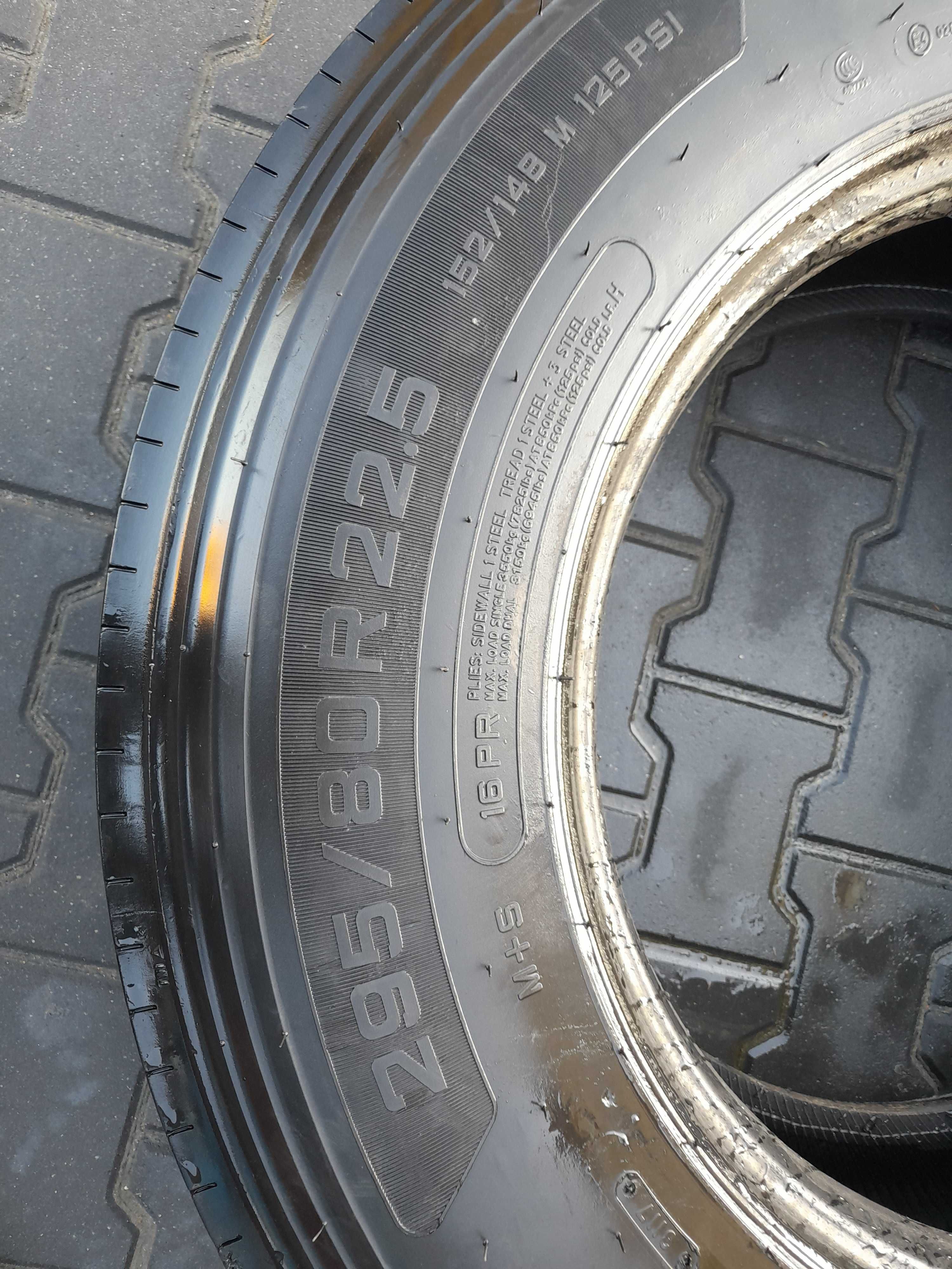 Opony 295/80r22,5 Triangle 4szt. używki  . używane