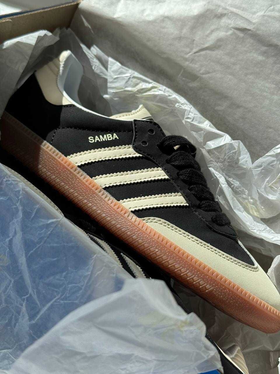 Нові кросівки Adidas Samba