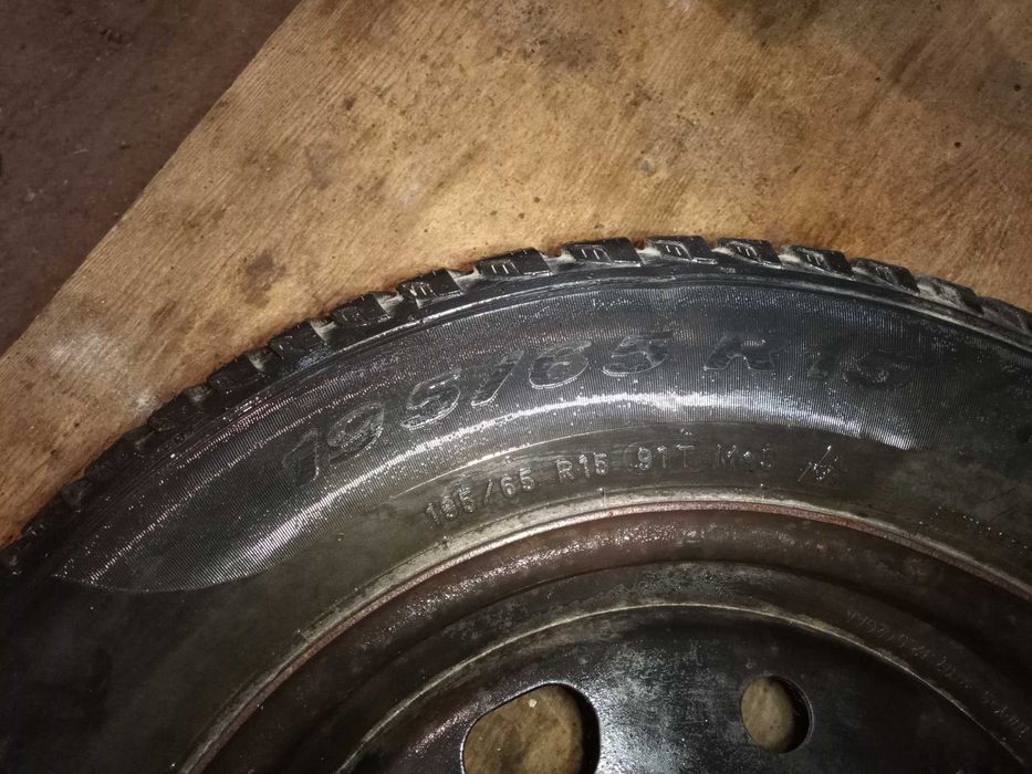 Sprzedam opony zimowe