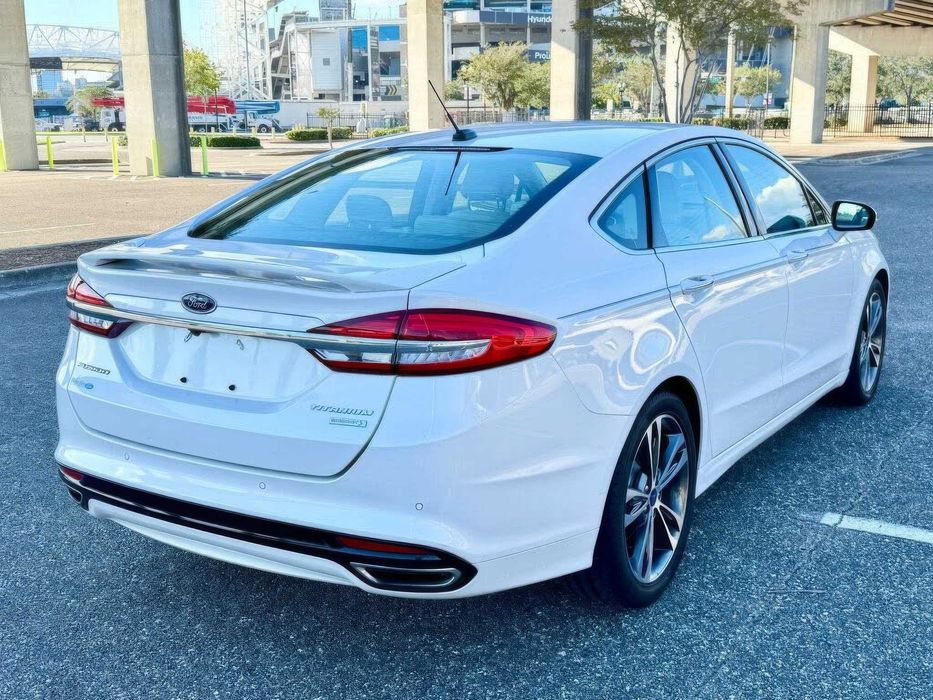 Ford Fusion Titanium      2017