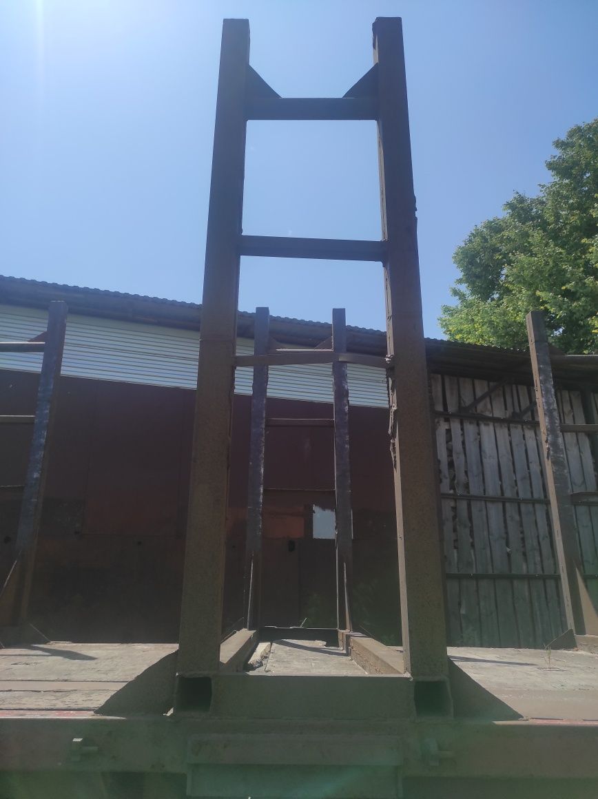 Продам напівпричіп -лісовоз Schmitz (Шмітц)