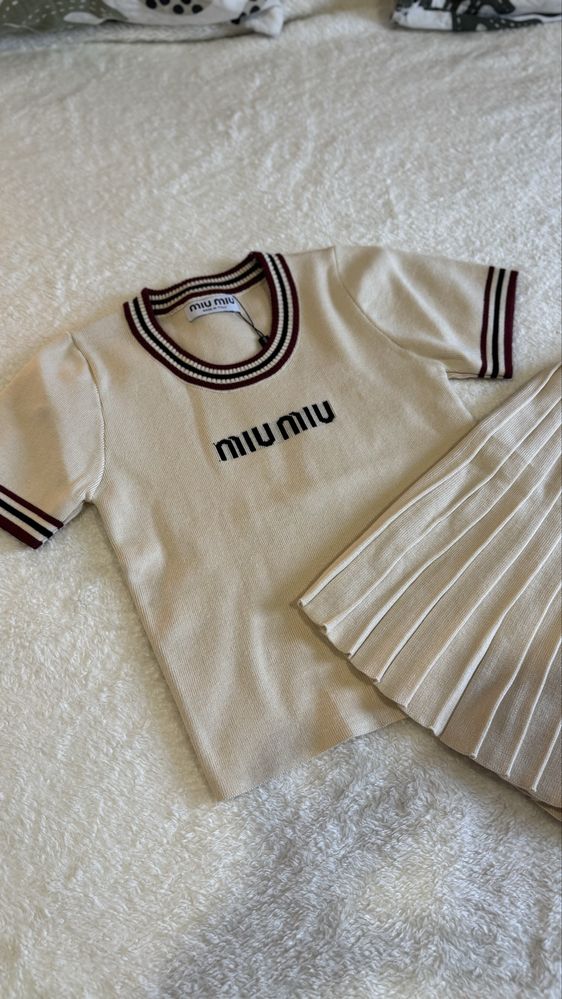 Conjunto novo da Miu Miu
