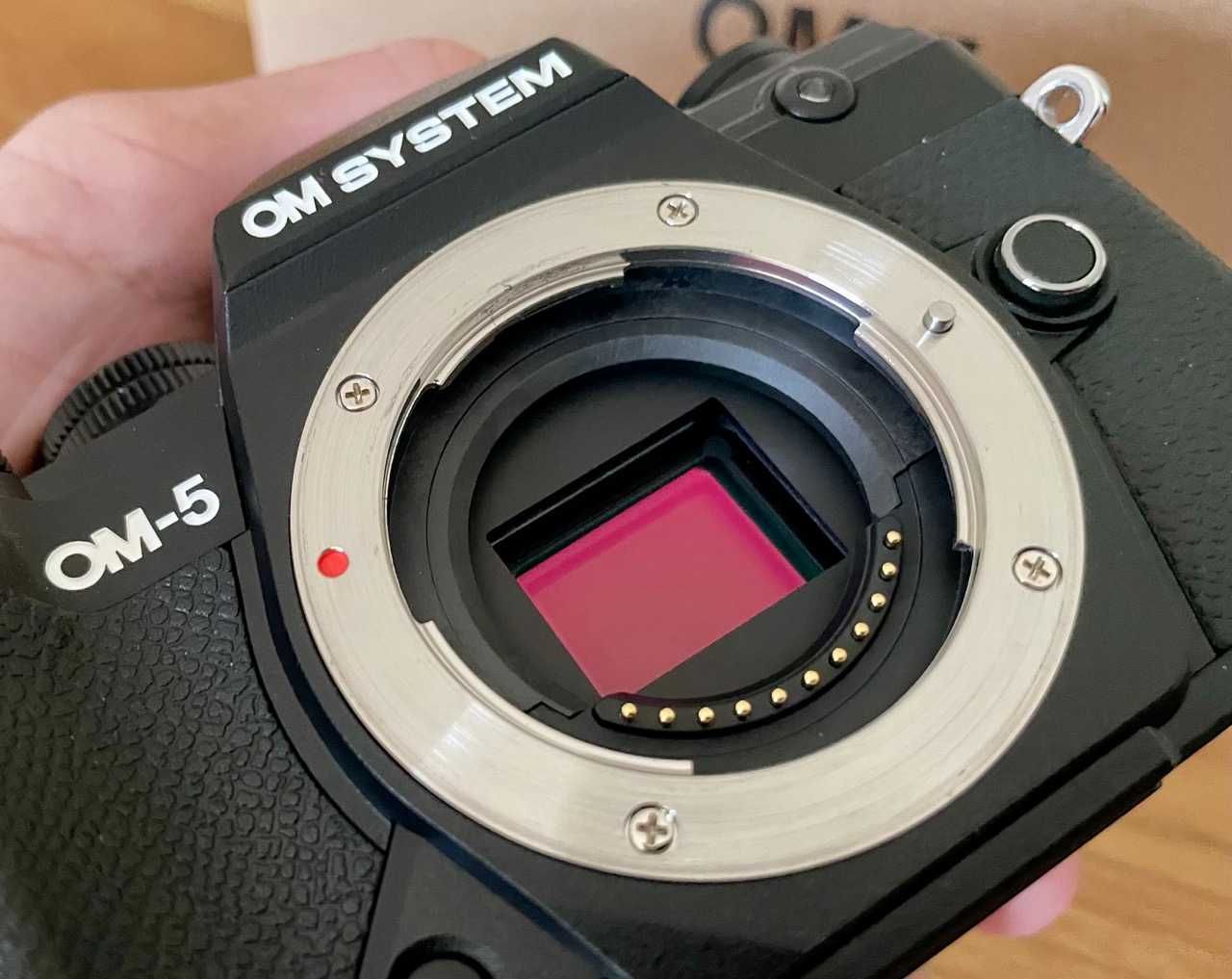 OM System OM-5 jak nowy + Olympus 40–150 mm f/4.0–5.6