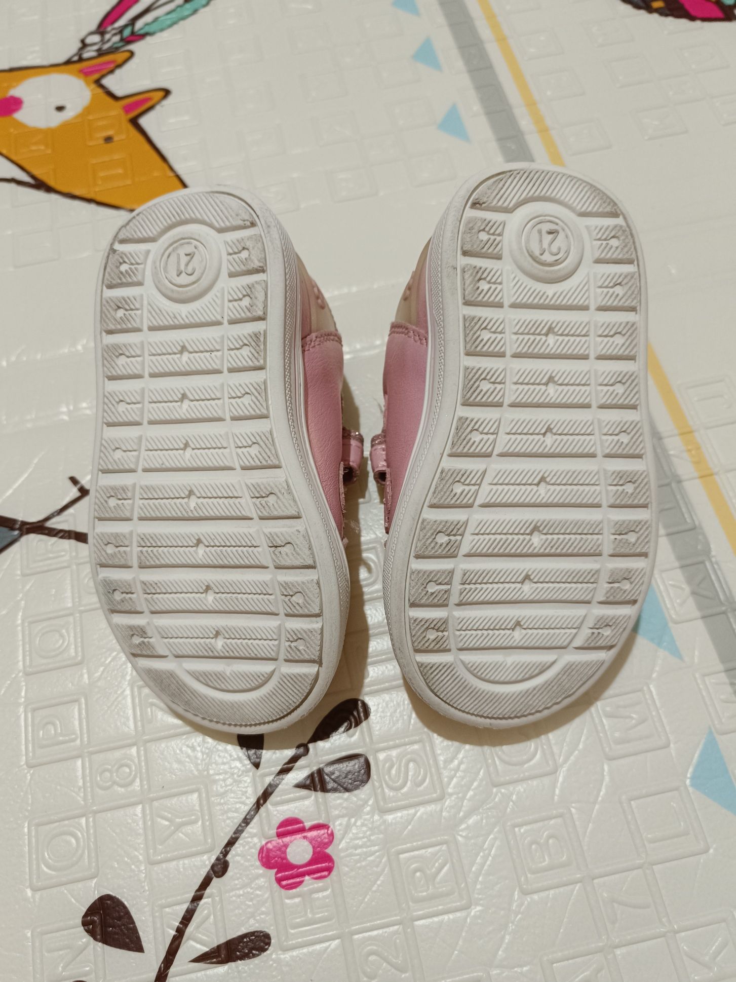 Buty dla dziewczynki marki Clibee