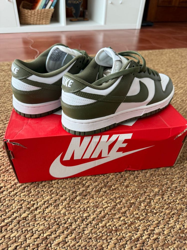 Nike Dunk Low Green Olive