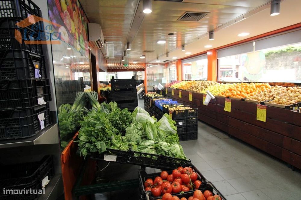 Trespasse mercearia Centro do porto