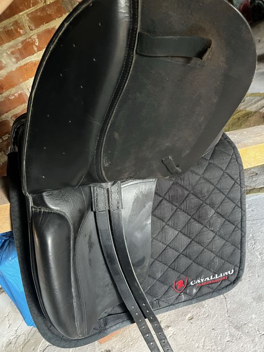 Sprzedam siodło ujeżdżeniowe