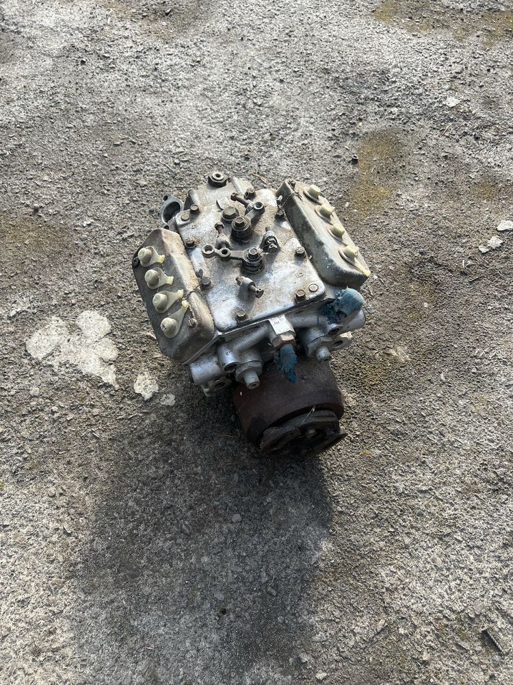 Паливний насос ПНВТ камаз 740