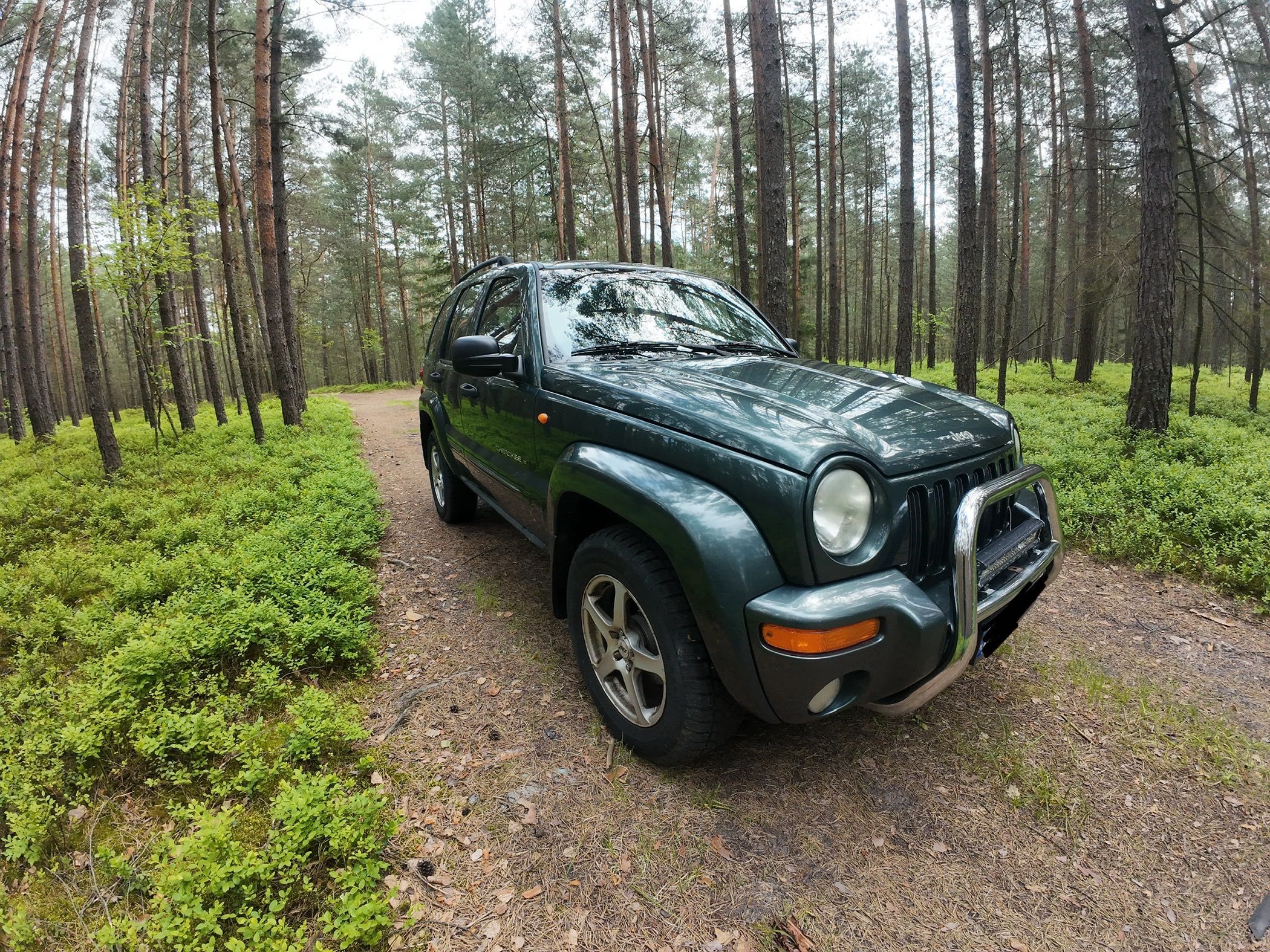 Jeep Cherokee Liberty kj 3.7 full time Limited Edition