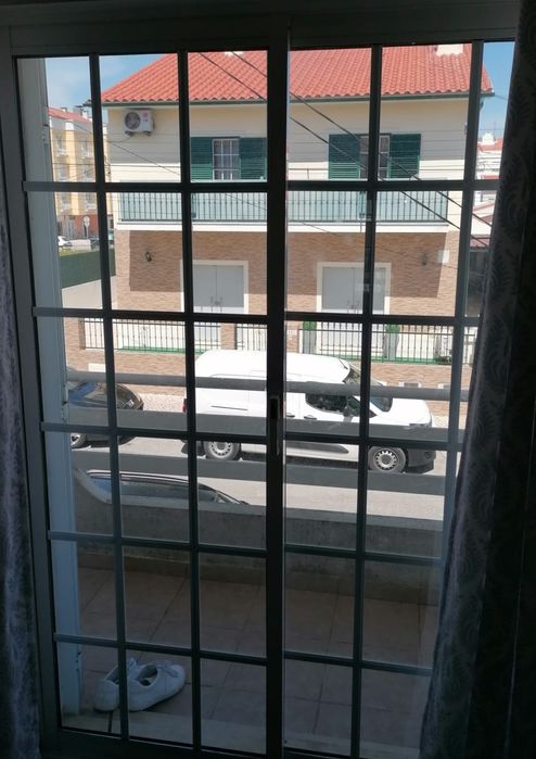 Vende-se Janelas