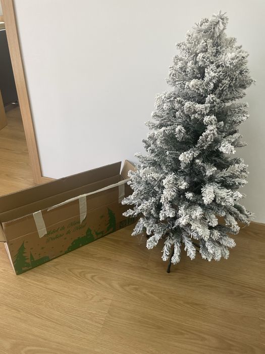Arvore de Natal com efeito neve