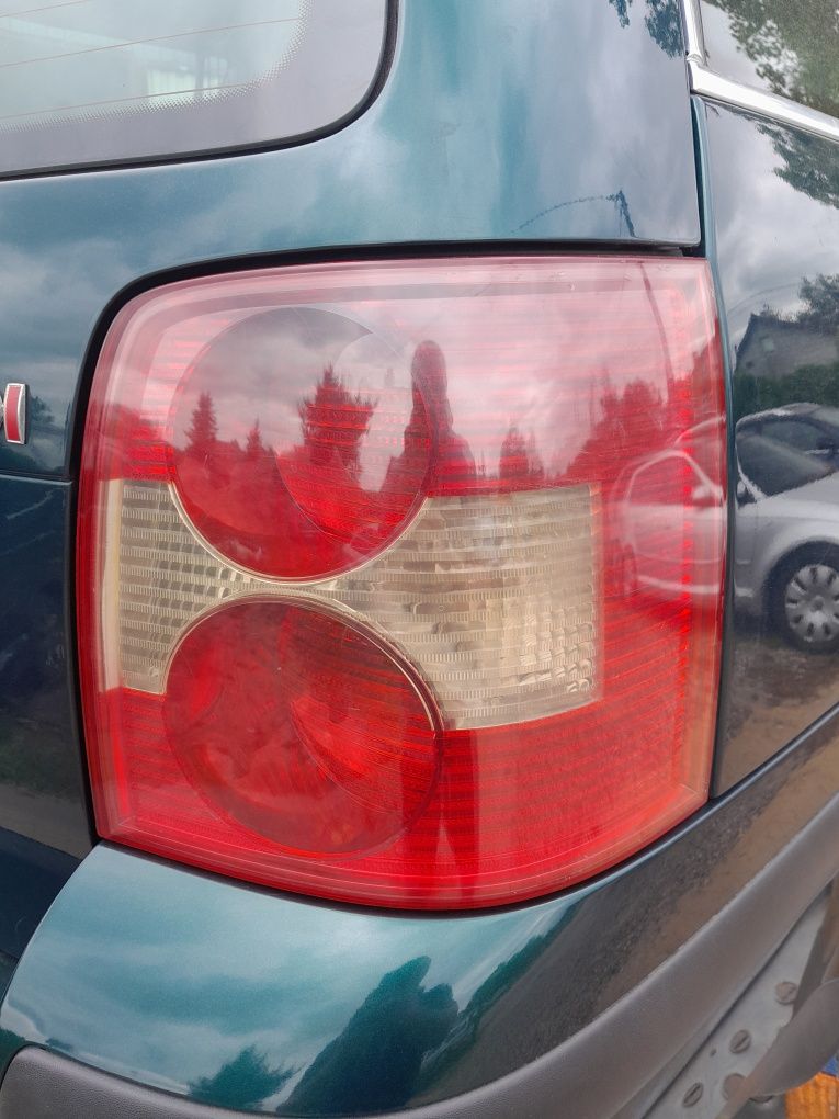 Lampa prawy tył passat b5 fl kombi