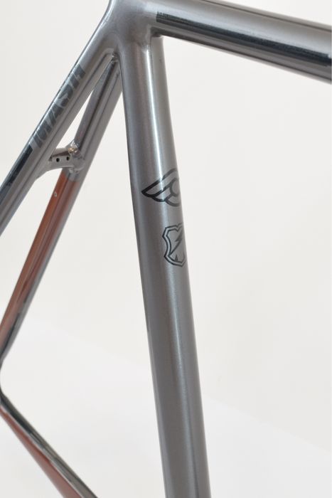 Rama torowa Cinelli Mash Parallax Charcoal