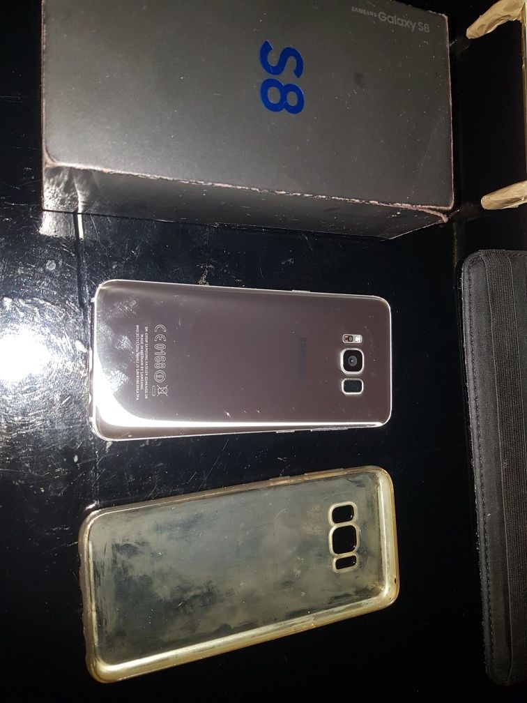 Galaxy s8 uszkodzony wyswietlacz
