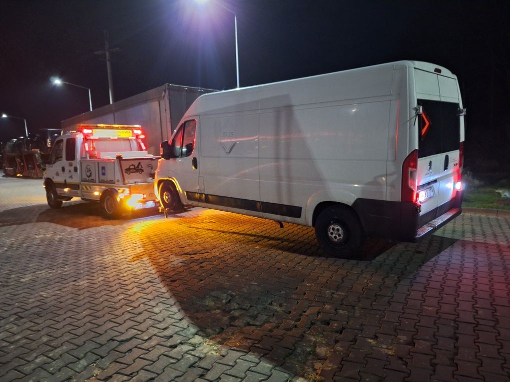 Pomoc Drogowa Holowanie  Mobilny Serwis 24h
