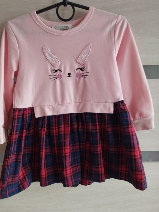 Сукня для дівчинки