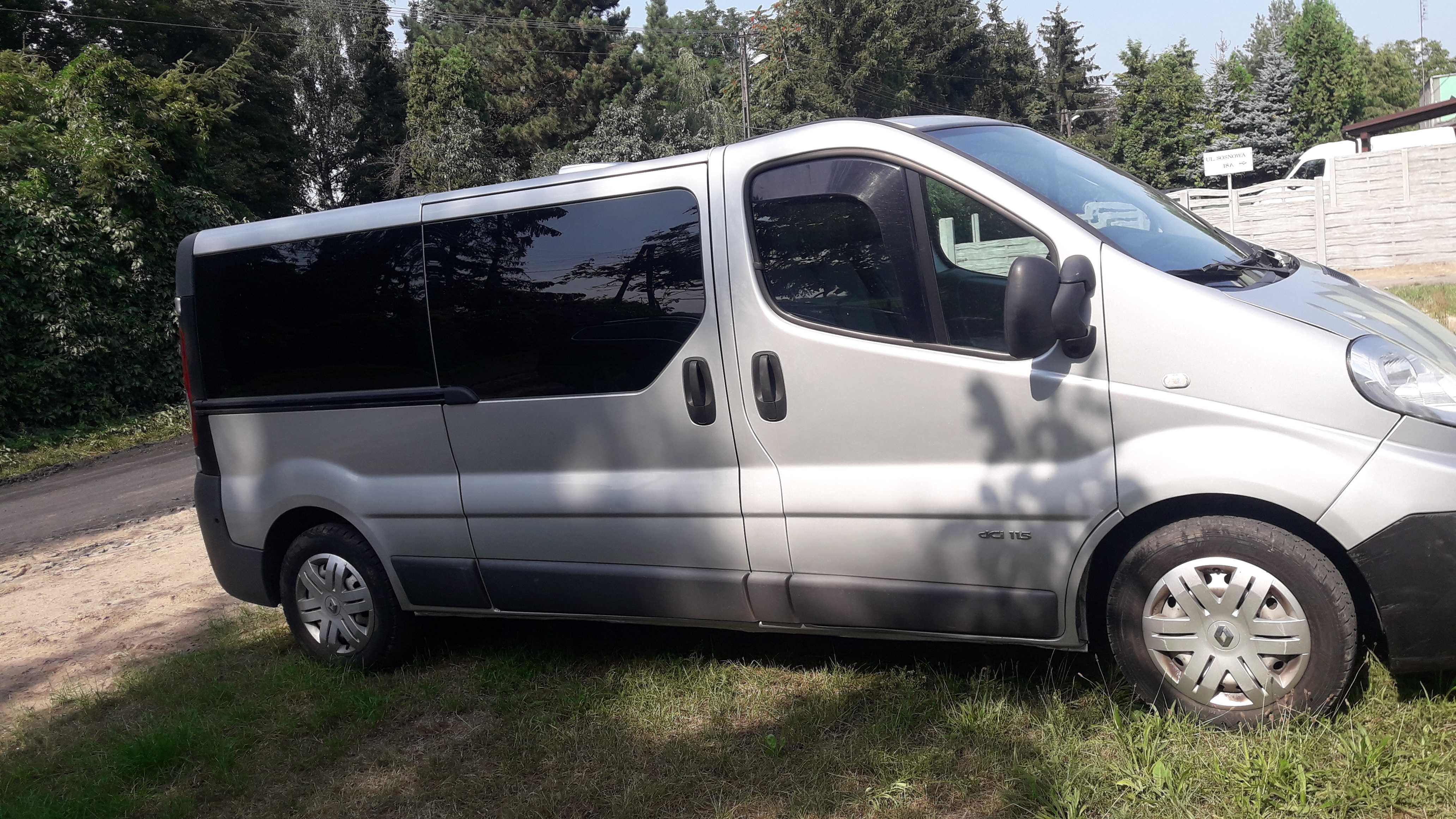 WYNAJMĘ 9 osobowego busa , Renault Trafic ,,OPEL VIVARO LONG 180 doba