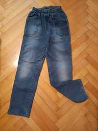 Spodnie jeansowe dziecięce r.146/152