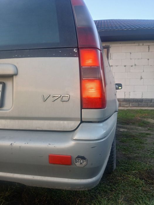 Авто находу сів поїхав